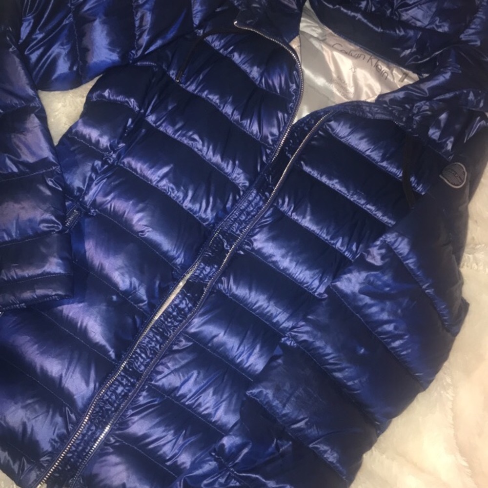 AUTHENTIC CALVIN KLEIN BUBBLE COAT